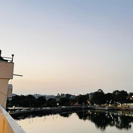 Aroma Homestay Udaipur Extérieur photo